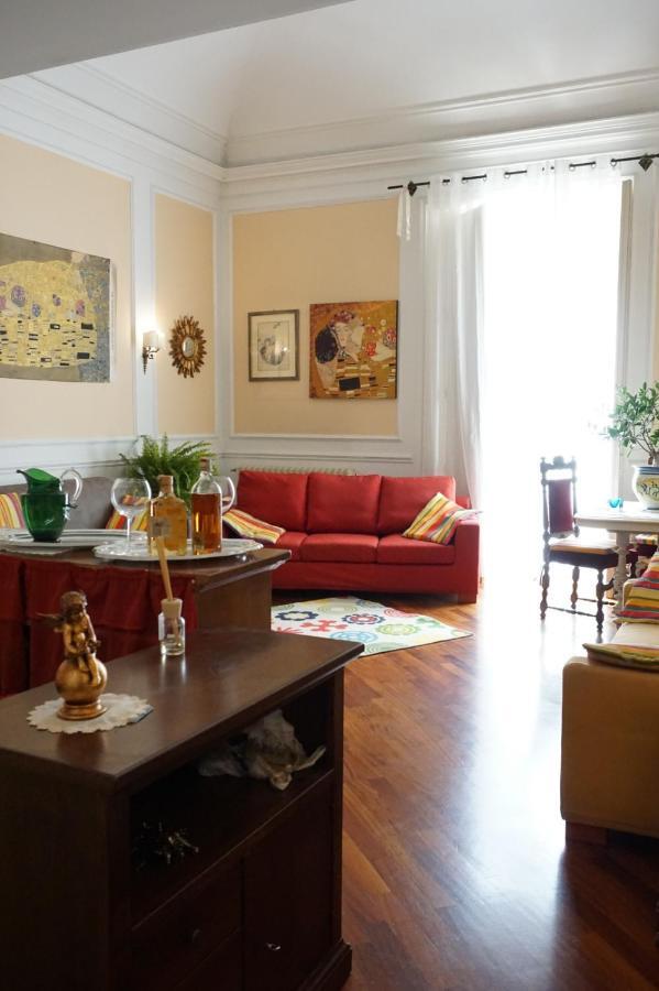 קטאניה Elegante Appartamento Centro Storico מראה חיצוני תמונה